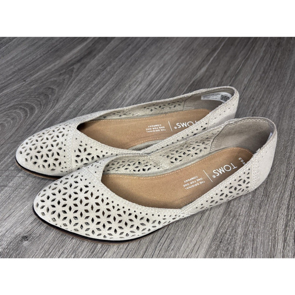 TOMS Jutti Ballet Flats 6.5 Taupe Perforated Slip On Comfort Walking Shoes‎ - Picture 1 of 9